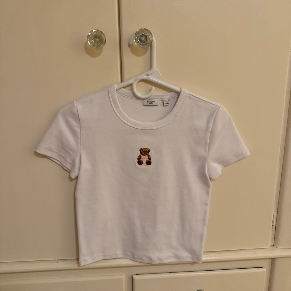 Sunday Best Besthug™ Icon T-Shirt White Small Teddy Bear 🧸